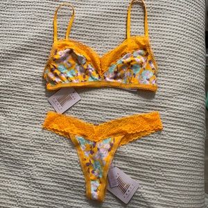 Savage X Fenty Lingerie Set